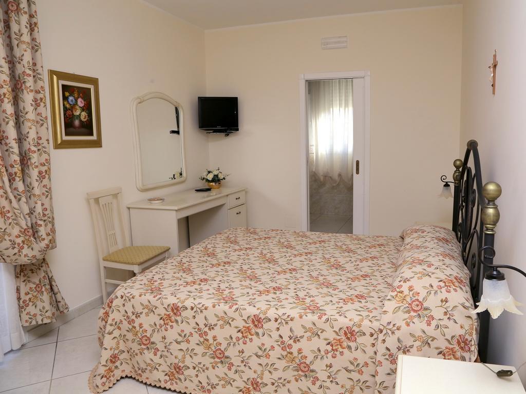 Hotel L'Airone Margherita Di Savoia Zewnętrze zdjęcie